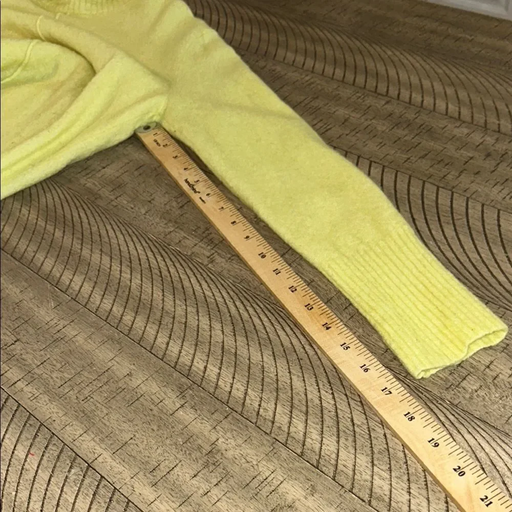 Athleta Yoga 🧘 Soft 🐢 Turtleneck Sweater Hi Low Polish!